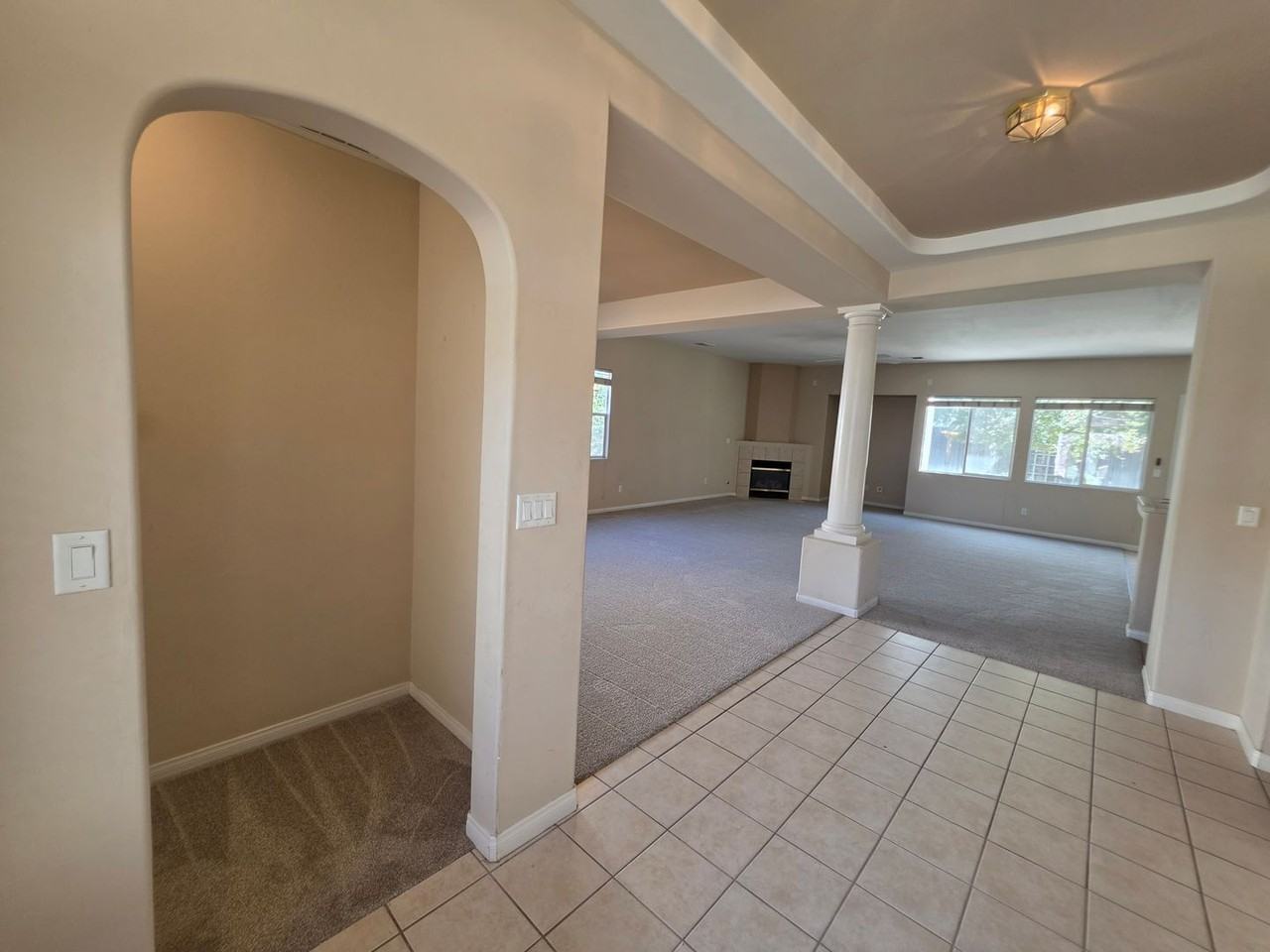 6610 Alderbrook Ln - Photo 5 of 50