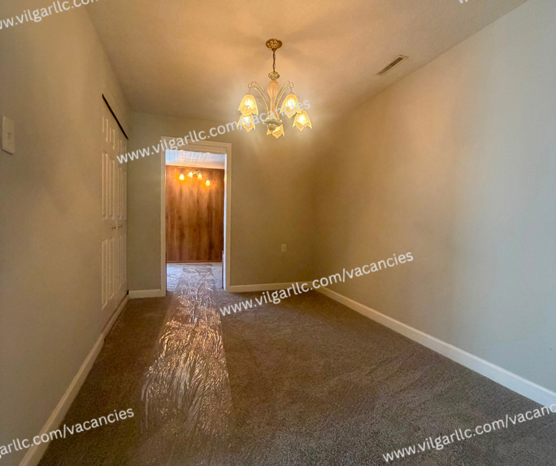 7610 Manor Ave - Photo 6 of 21