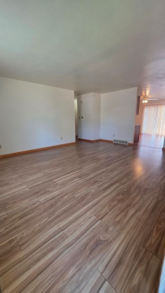 1617 W Saint Vrain St - Photo 3 of 19