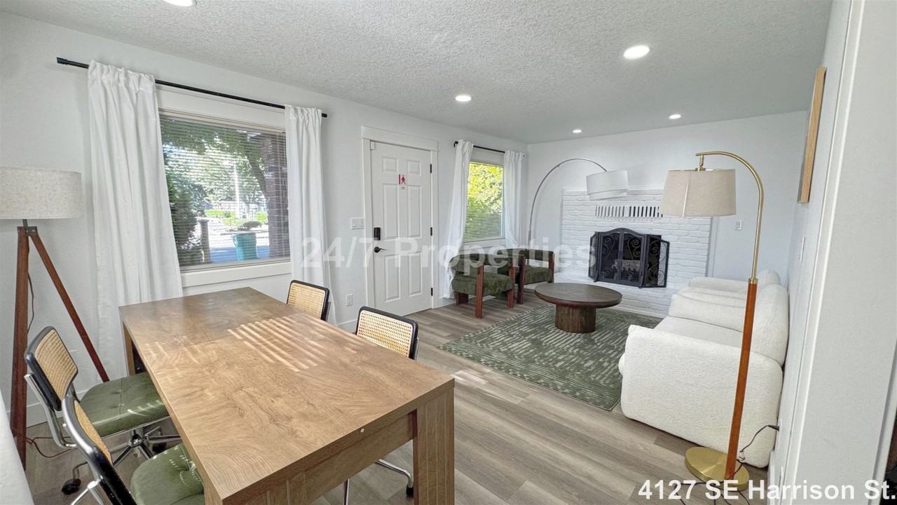 4127 Se Harrison St - Photo 4 of 20