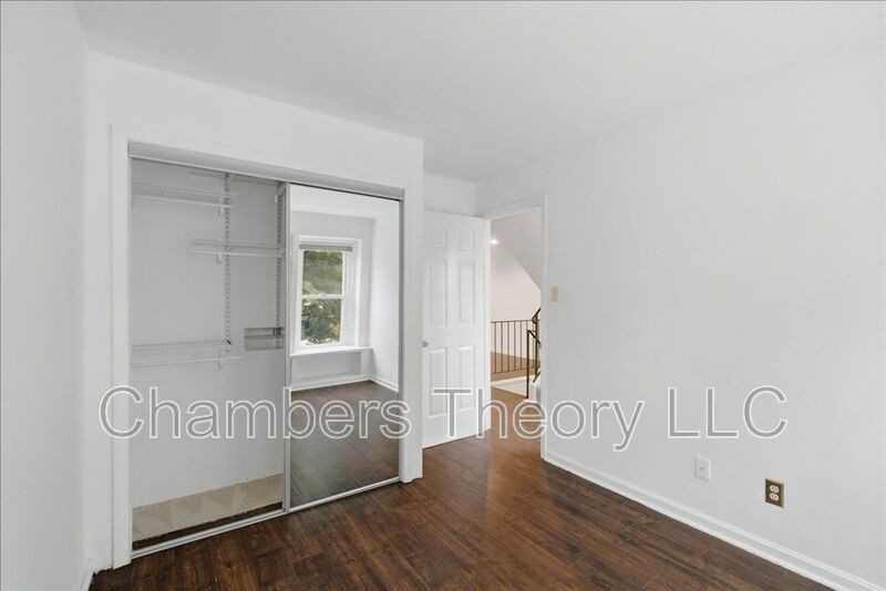 2101 N Rolfe St #D - Photo 4 of 32