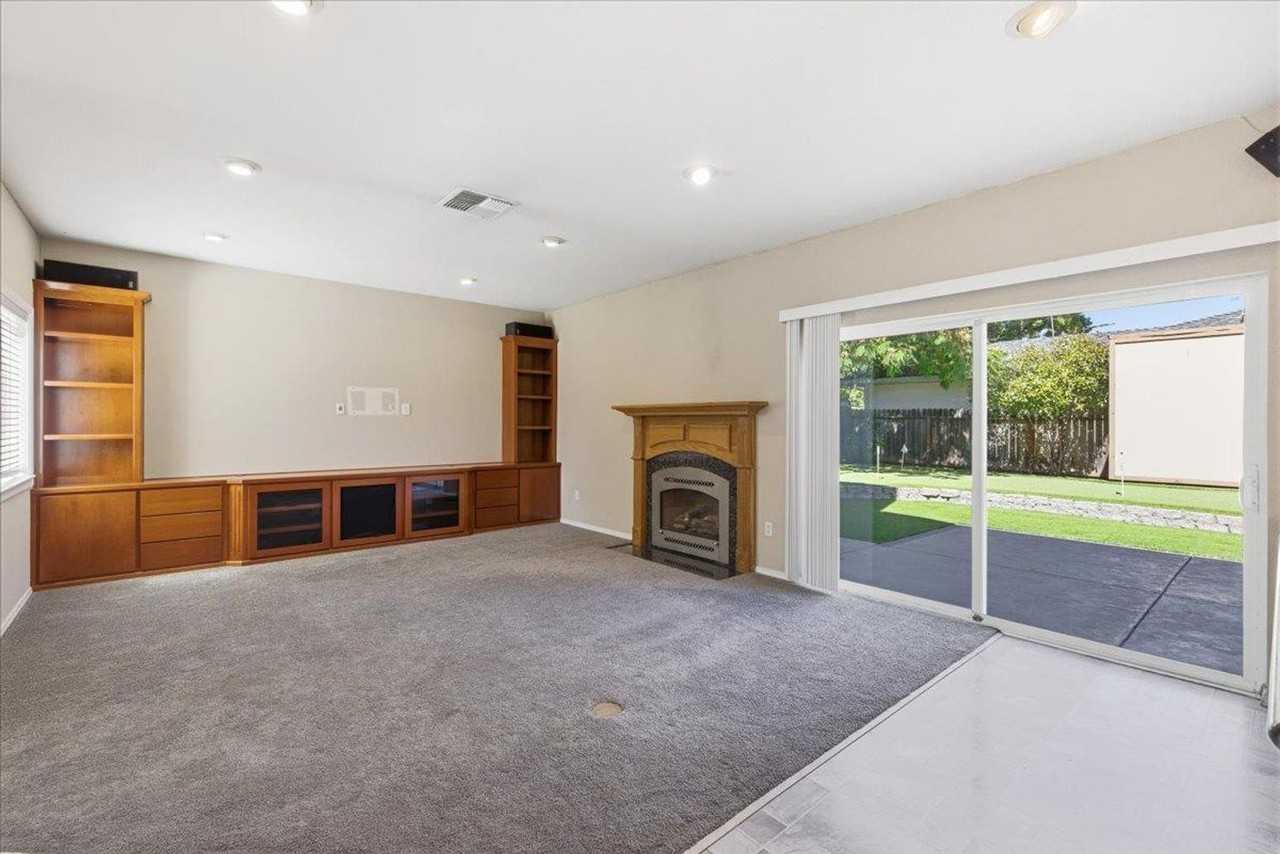 5622 Celine Dr - Photo 2 of 26