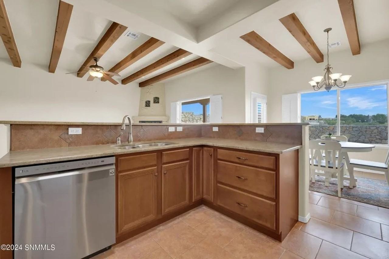 1300 Cassatt Pl - Photo 5 of 25