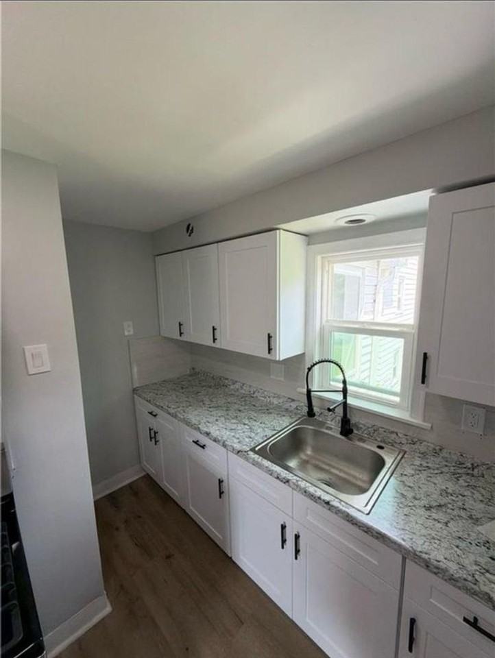 223 Zerby Ave - Photo 7 of 15