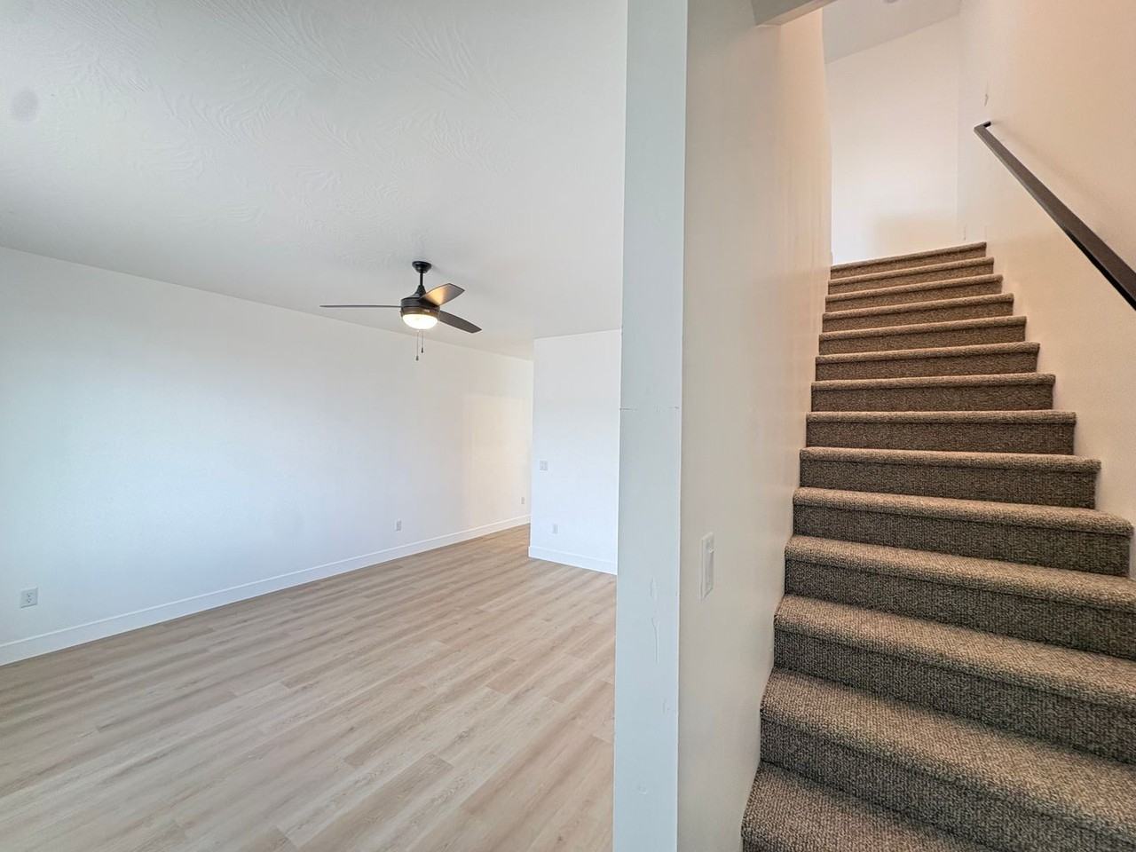 1681 W 2925 N #2B - Photo 4 of 13