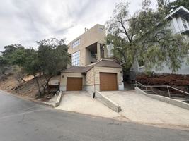 featured image of 632 Lakeview Way