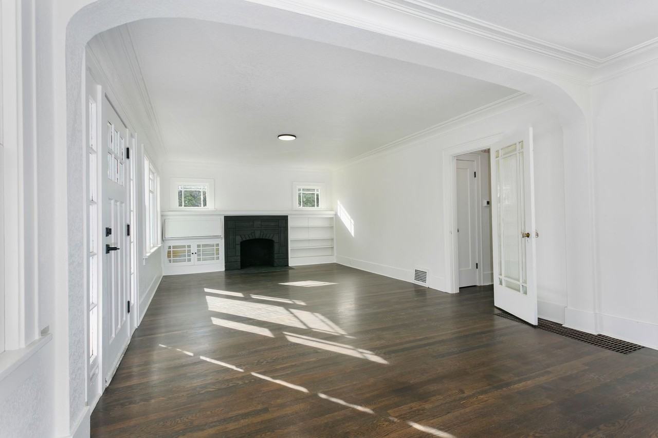 511 S 35th St - Photo 2 of 43