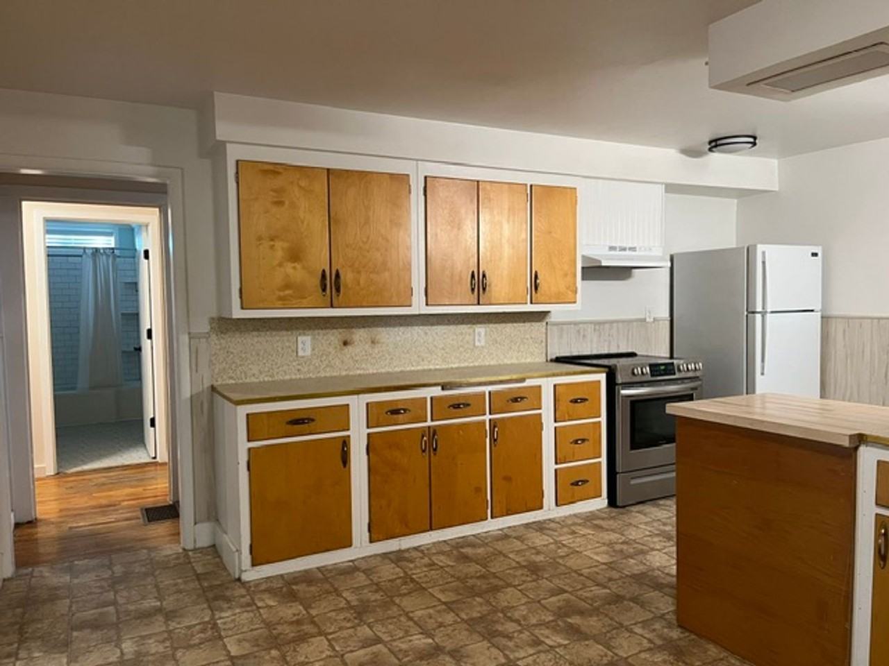 441 Martin St - Photo 5 of 18