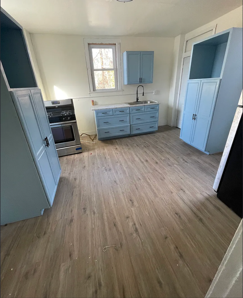 7307 Idlewild - Photo 2 of 23