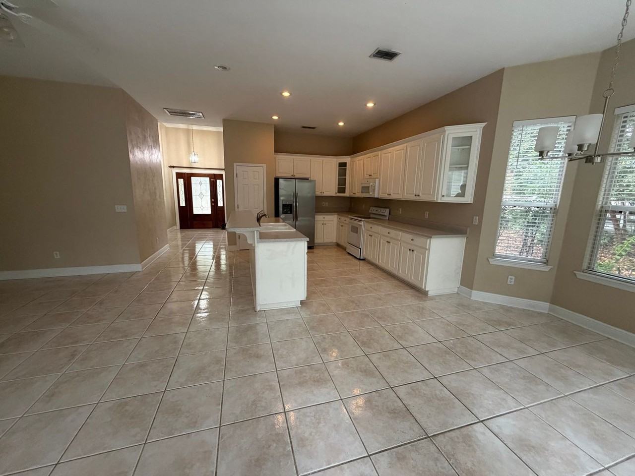 3999 Forsythe Park Ct - Photo 5 of 28