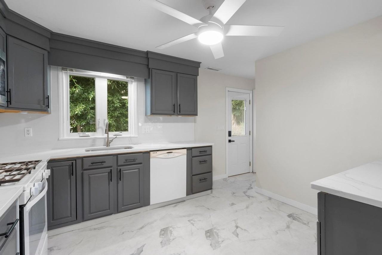 109 Bryan Hill Rd - Photo 6 of 25