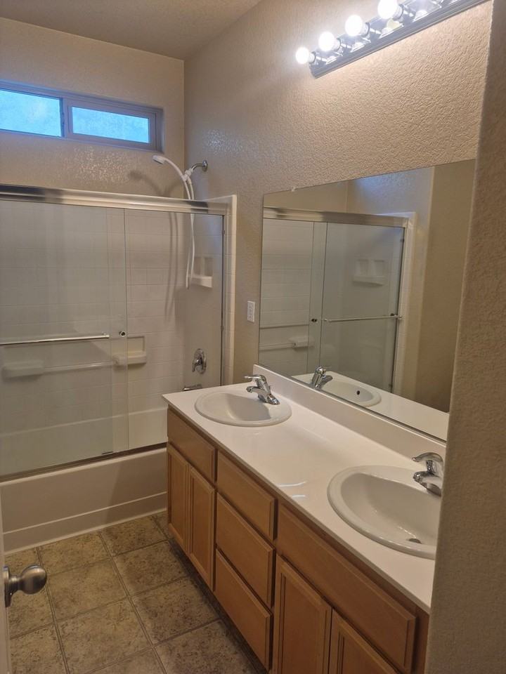 8902 Great Rock Cir - Photo 5 of 13