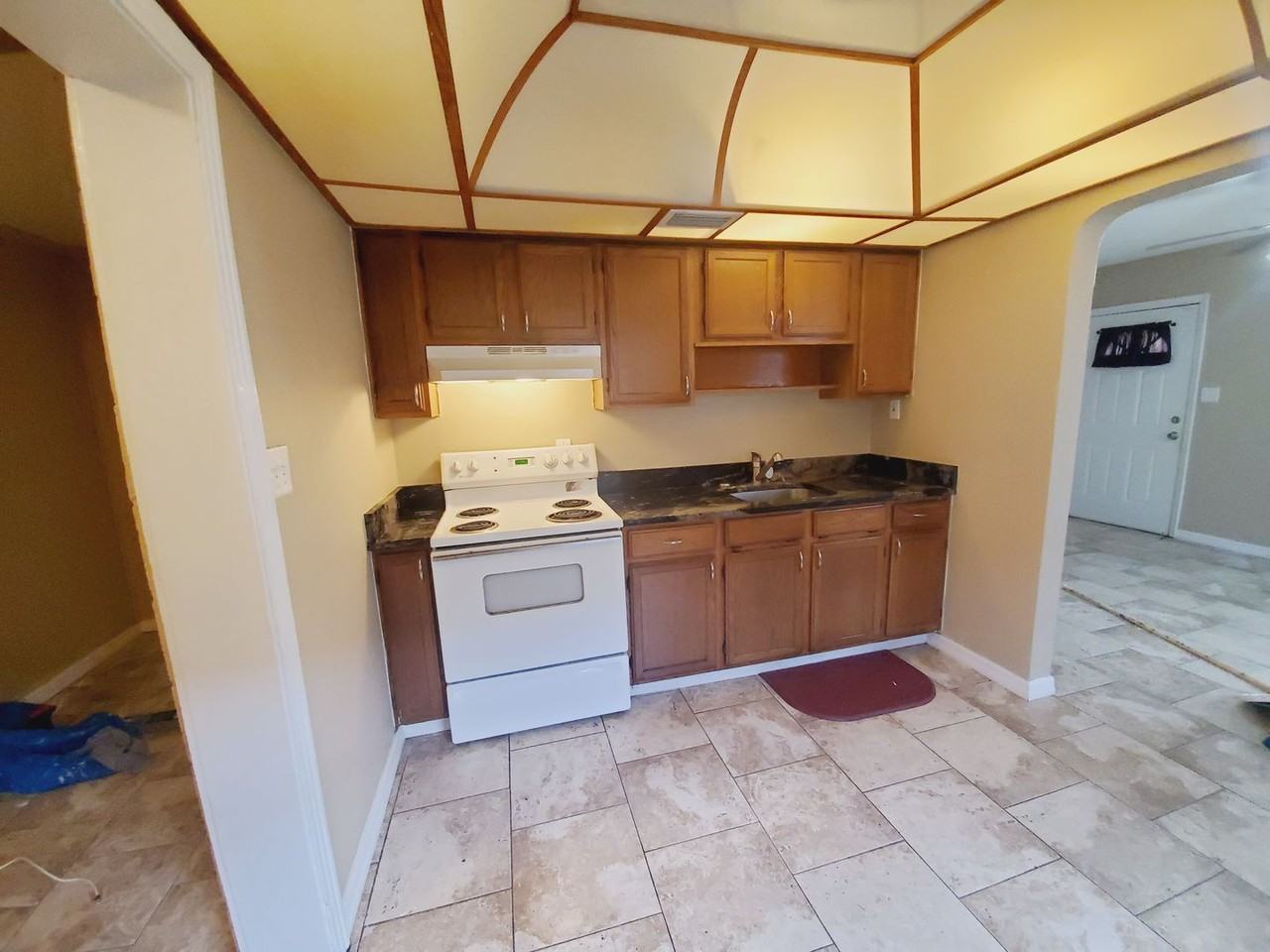 650 16th Ave S - Photo 7 of 33