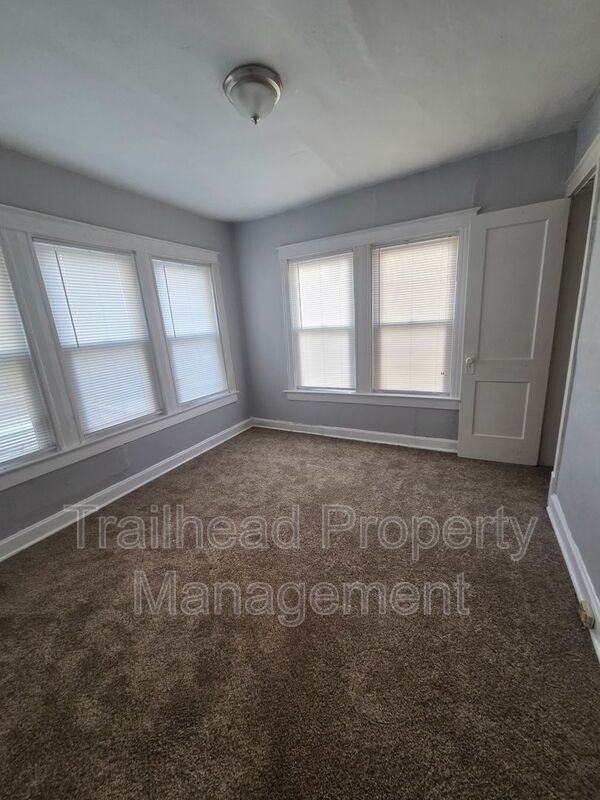 4002 Warwick Blvd #1S - Photo 7 of 10