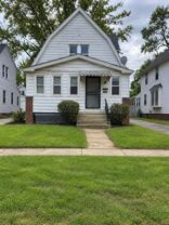 15708 Arcade Ave - Photo 1 of 1