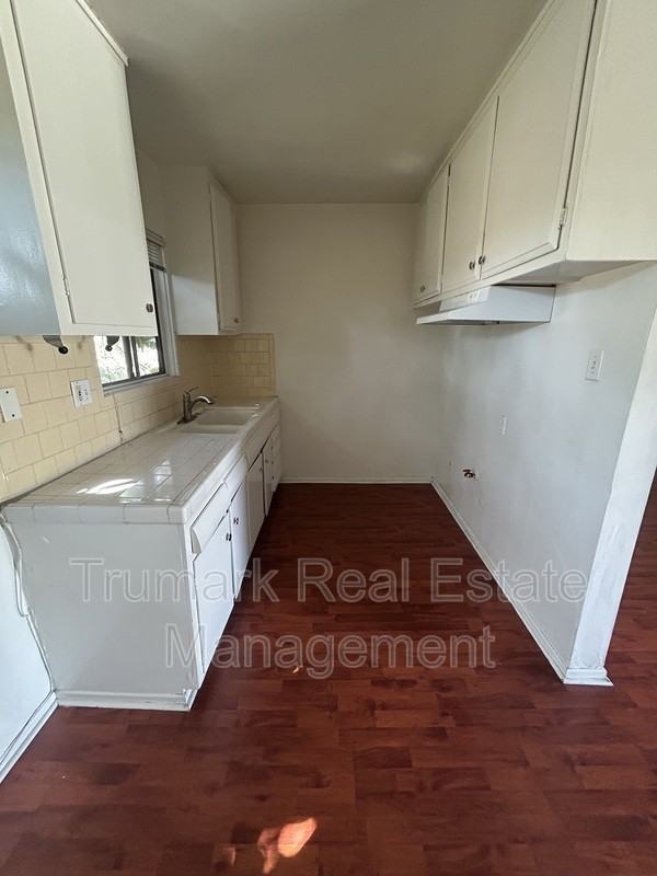 5647 Cartwright Ave #D - Photo 5 of 5