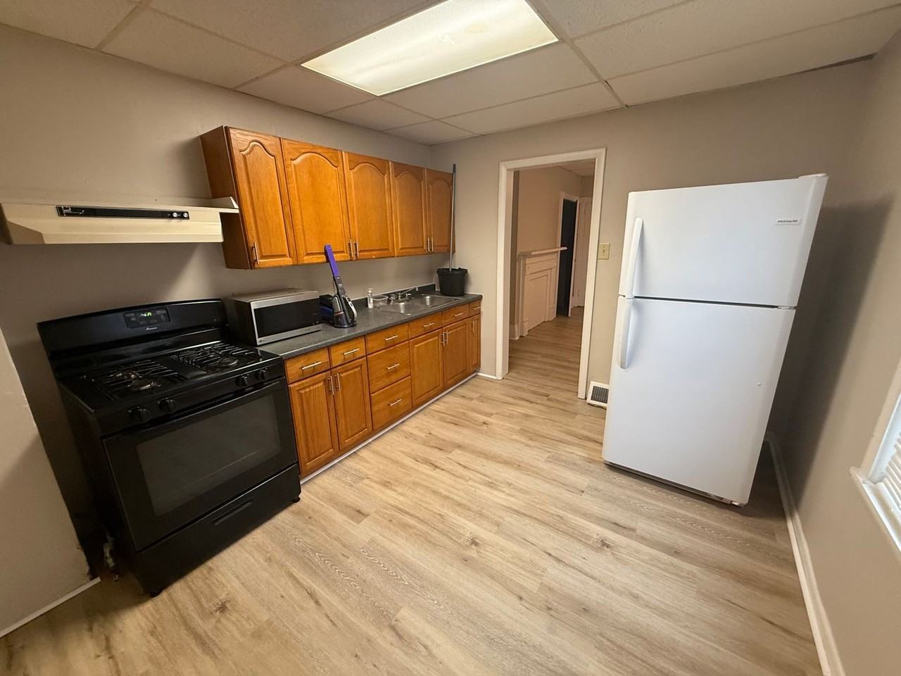 602 E 17th Ave - Photo 2 of 14