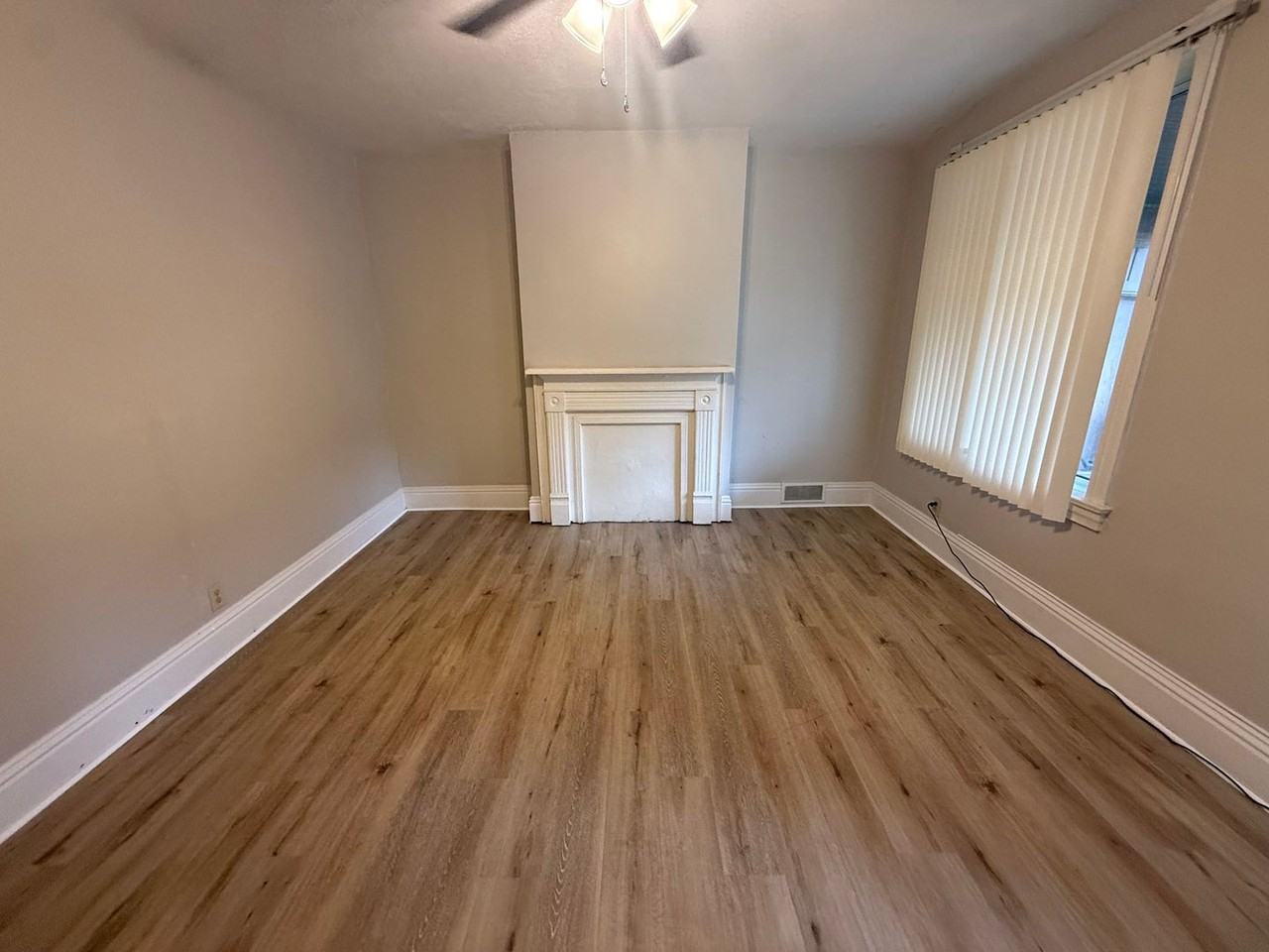 602 E 17th Ave - Photo 5 of 14