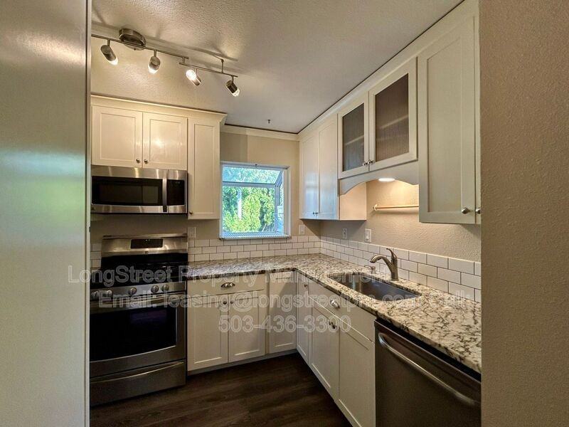 16764 Se Market St - Photo 4 of 50