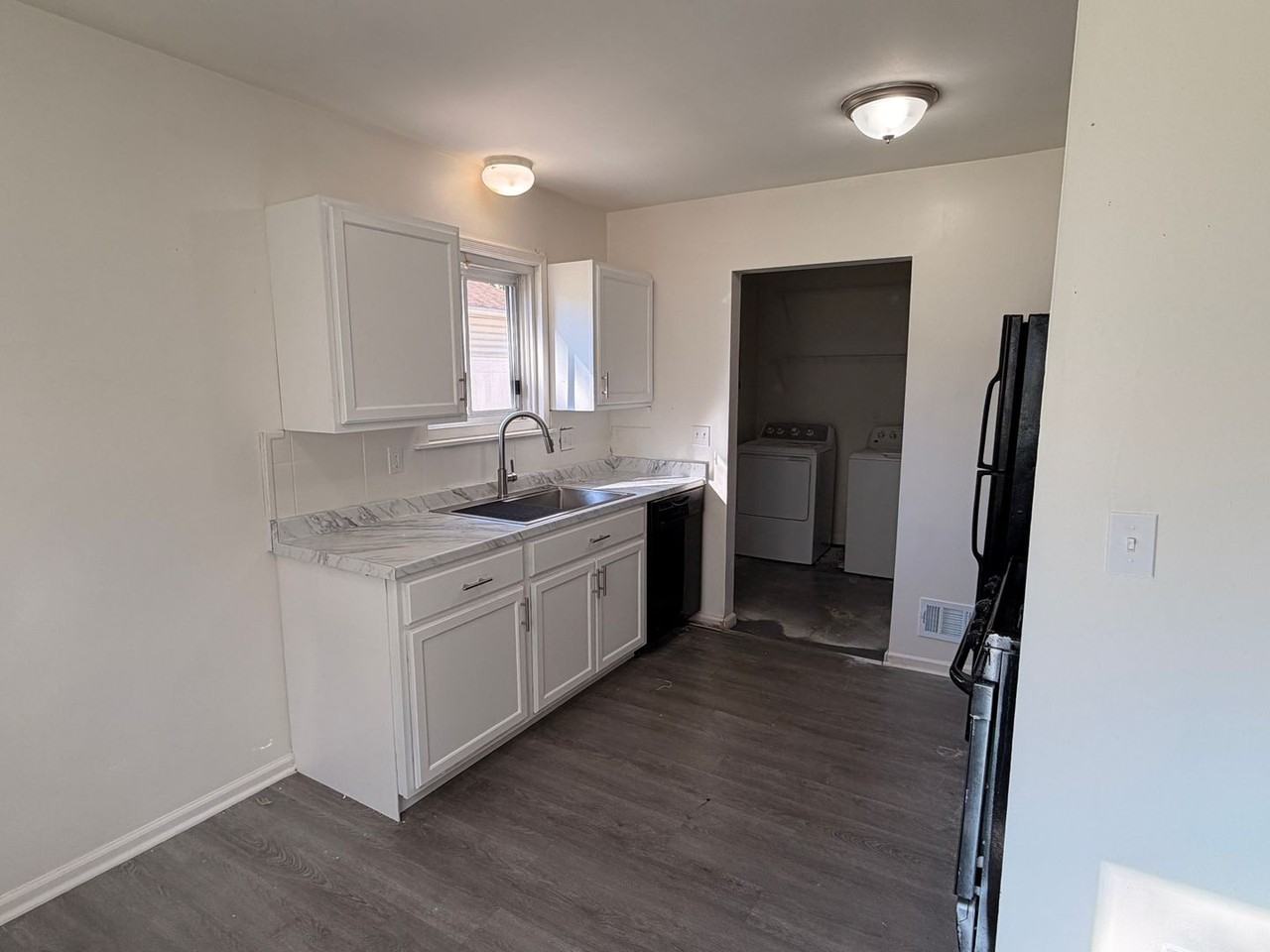 6144 Princess St - Photo 7 of 14
