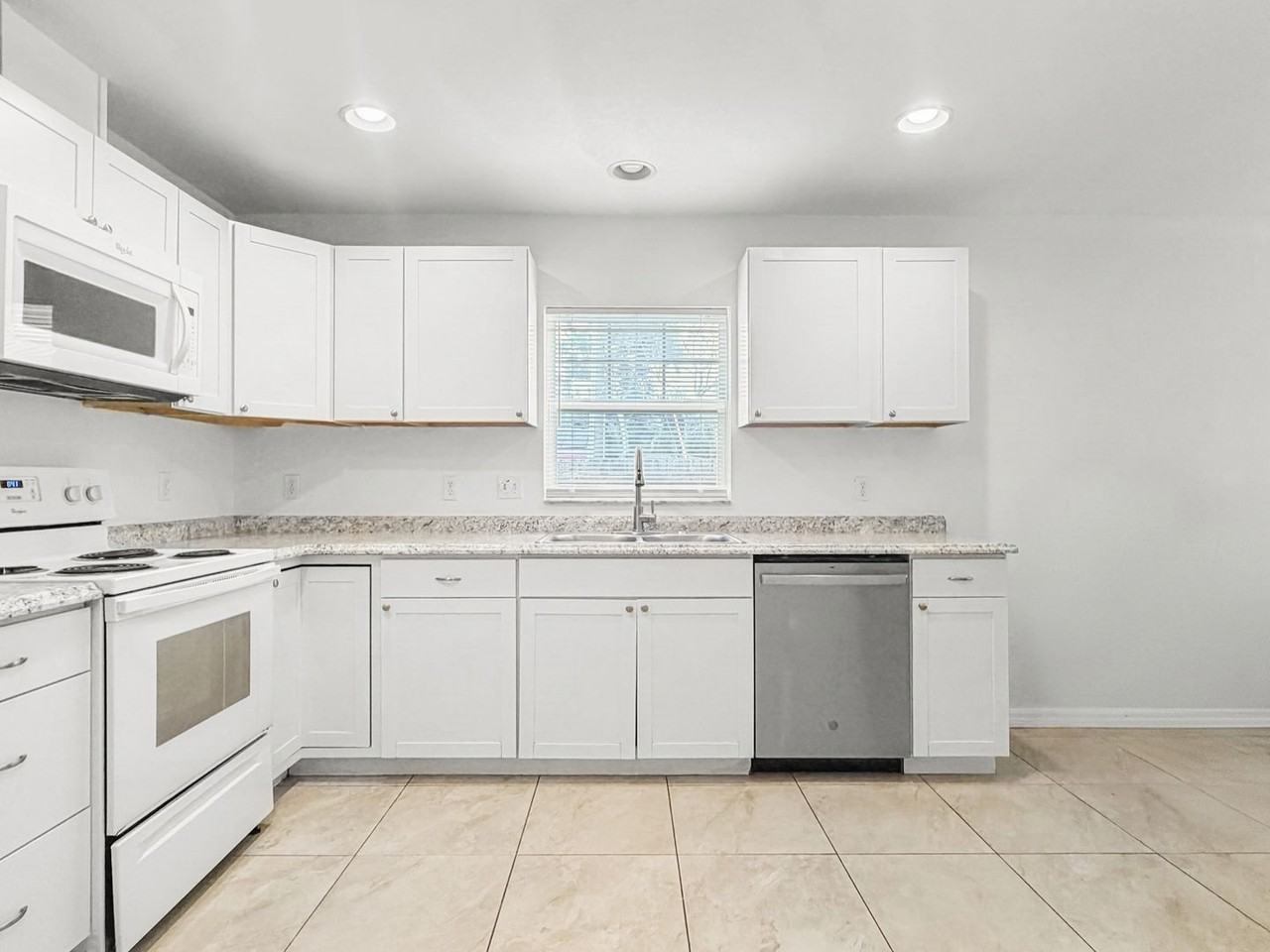 1819 48th St S - Photo 6 of 21