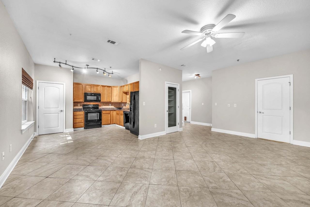 8605 Toqua Rd #102 - Photo 5 of 50
