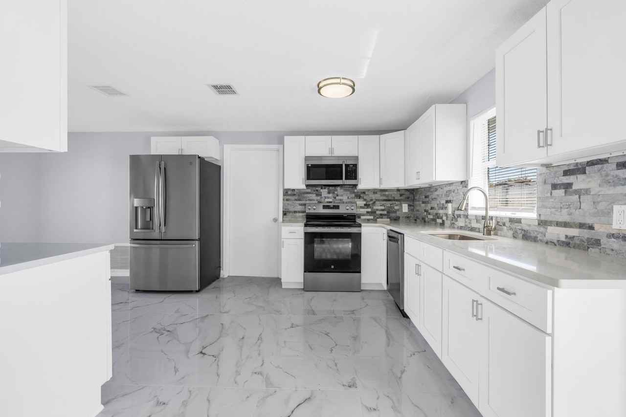 3950 Star Tree Rd - Photo 4 of 12