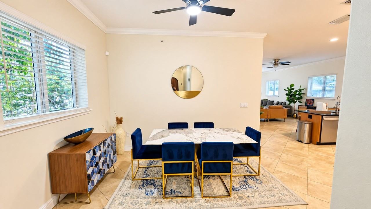 2225 Bahia Vista St - Photo 3 of 32