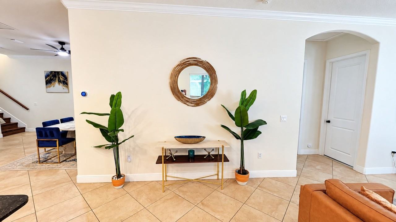 2225 Bahia Vista St - Photo 5 of 32
