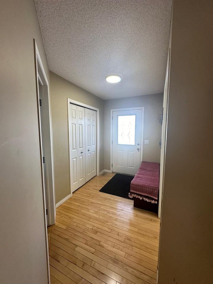 43 Saddlebrook Gdns Ne - Photo 4 of 27