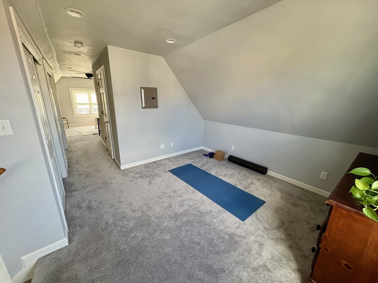 3058 N Fratney St - Photo 2 of 18