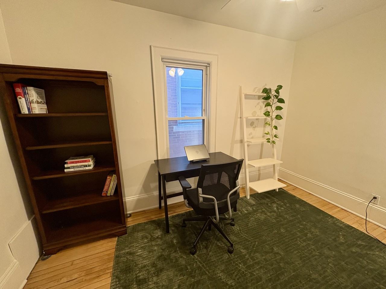 3058 N Fratney St - Photo 7 of 18