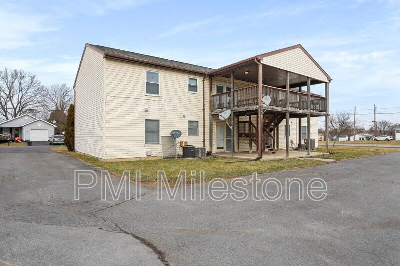 429 N Western Ave - Photo 3 of 26