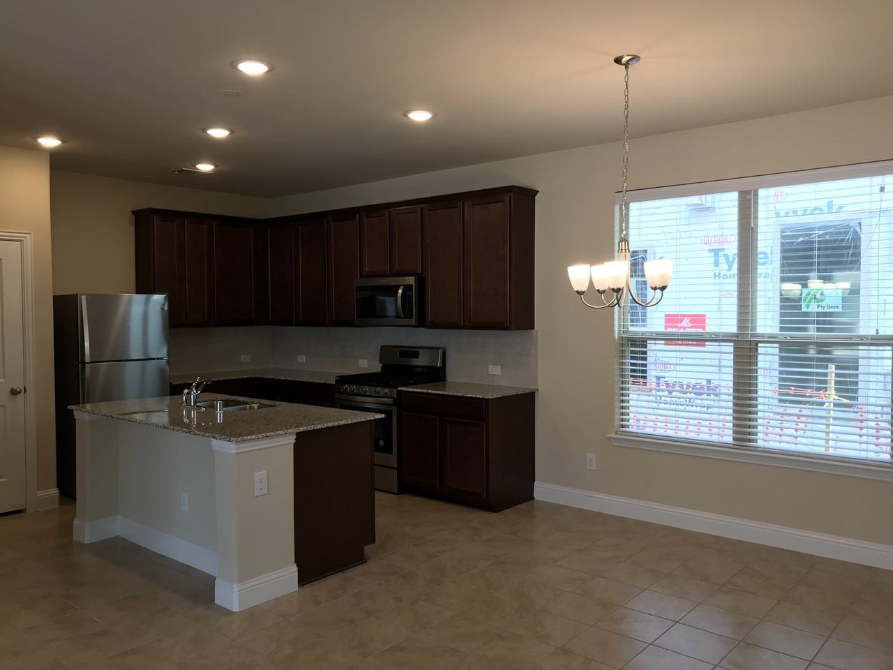 2040 Miramar Dr #NA - Photo 7 of 8