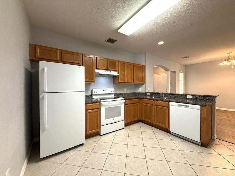 431 Newmont Cir - Photo 4 of 48
