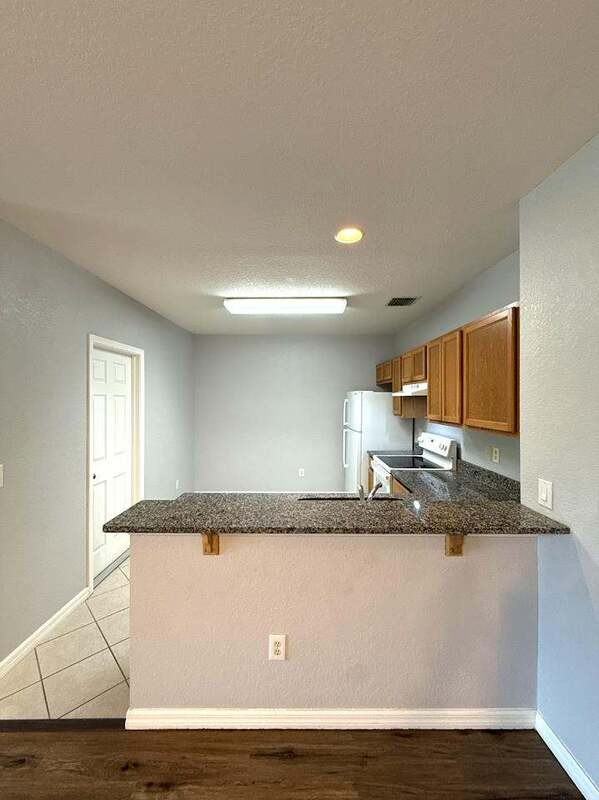 431 Newmont Cir - Photo 5 of 48