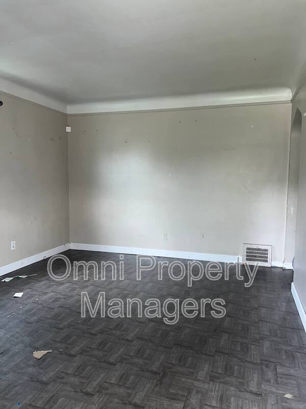 20456 Meyers Rd - Photo 2 of 9