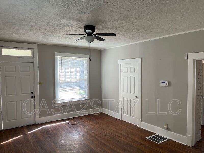 411 M St #411A - Photo 3 of 13