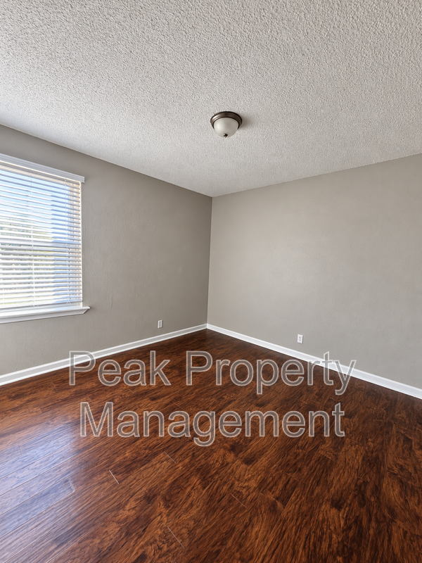 210 Duke St #A - Photo 4 of 8
