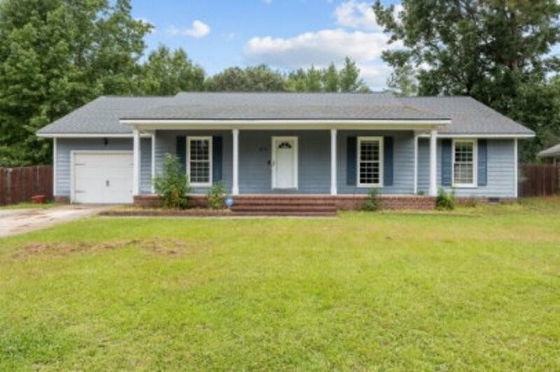 810 Whispering Pines Rd - Photo 3 of 33