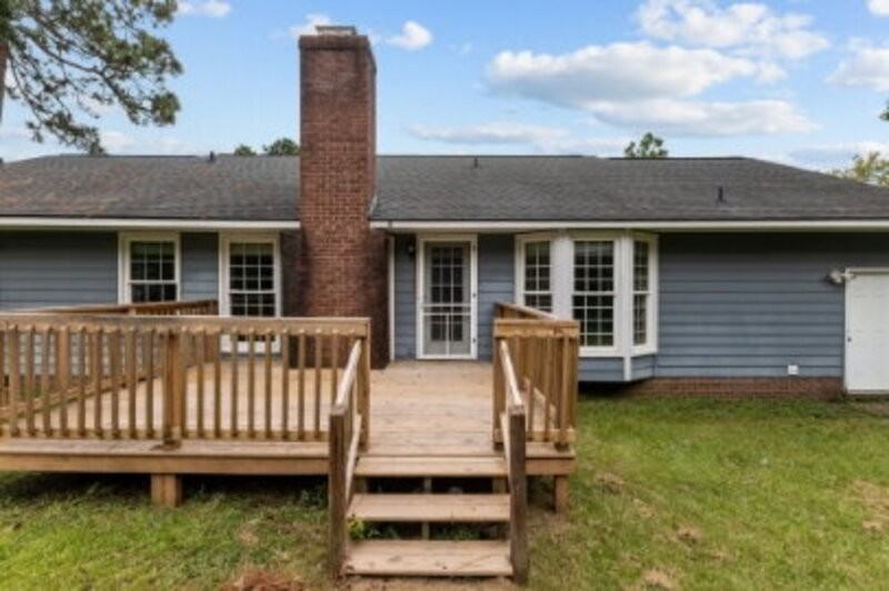 810 Whispering Pines Rd - Photo 6 of 33