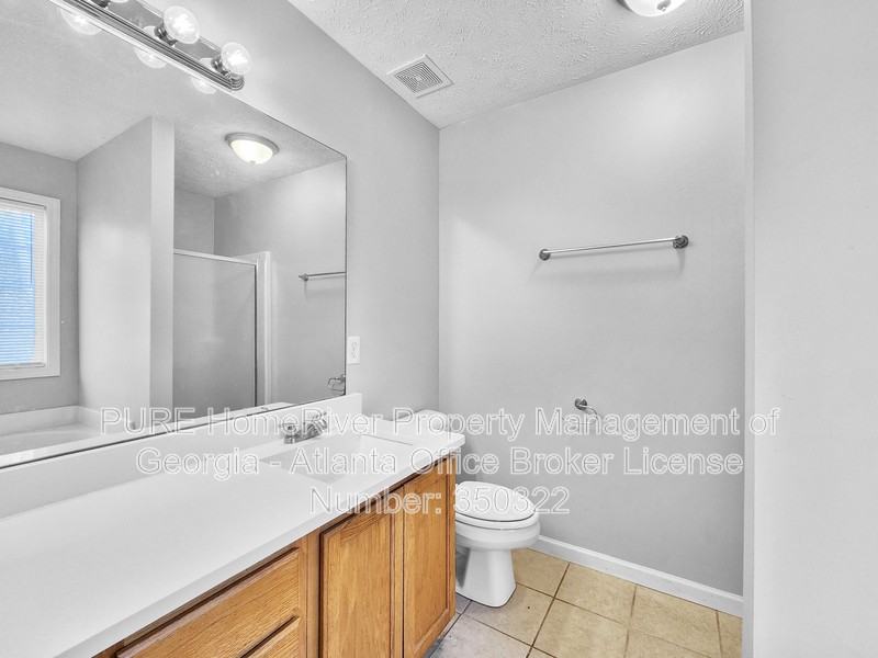 25 Haywood Ct - Photo 6 of 17