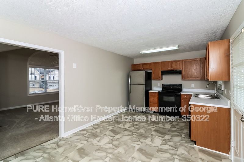 121 Maplewood Dr - Photo 6 of 17