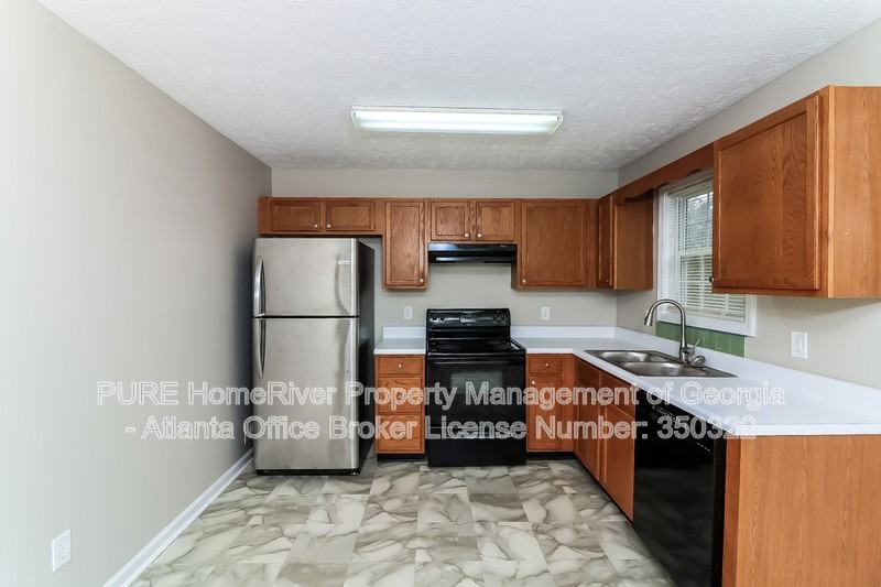121 Maplewood Dr - Photo 7 of 17