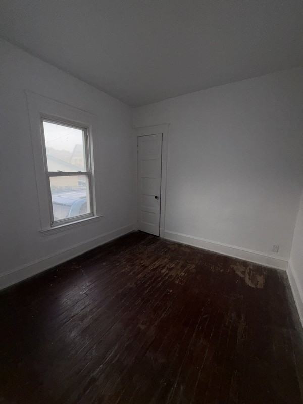 1012 E 72nd Pl - Photo 6 of 7