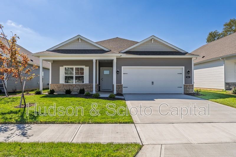543 Darliene Dr - Photo 4 of 40