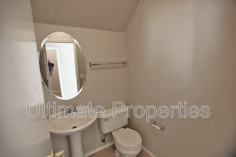 5313 W Albeniz Pl - Photo 7 of 24