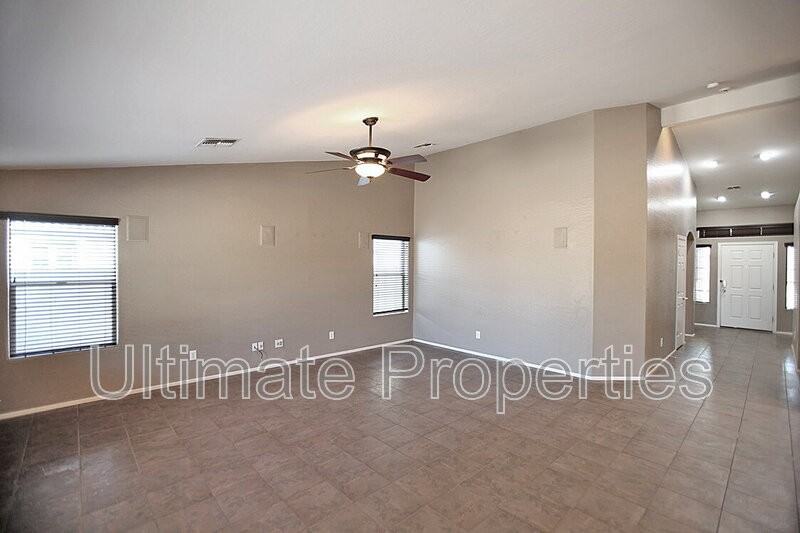 2098 W Goldmine Mountain Dr - Photo 7 of 31