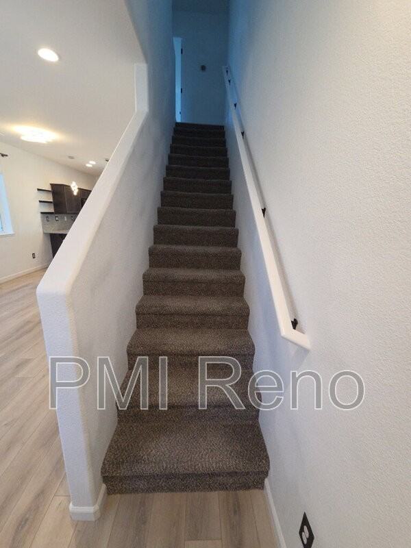 3575 Penn National Dr - Photo 5 of 17