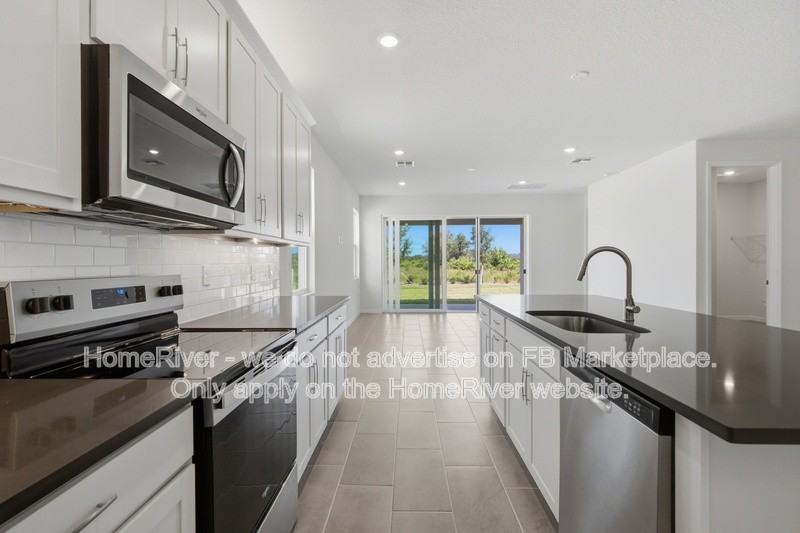 13464 Turnleaf Blvd - Photo 7 of 50
